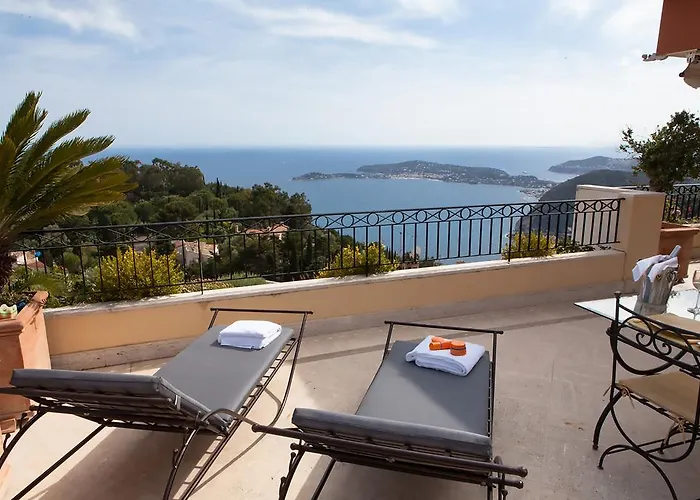 Sunny Panoramic Balcony