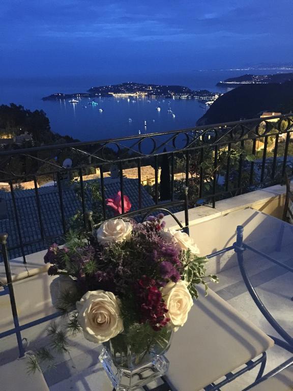 Sunny Panoramic Balcony