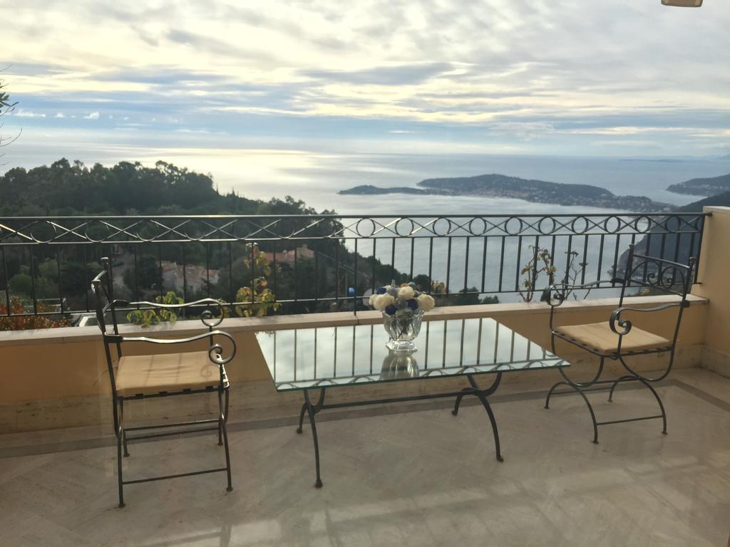 Sunny Panoramic Balcony Apartment *